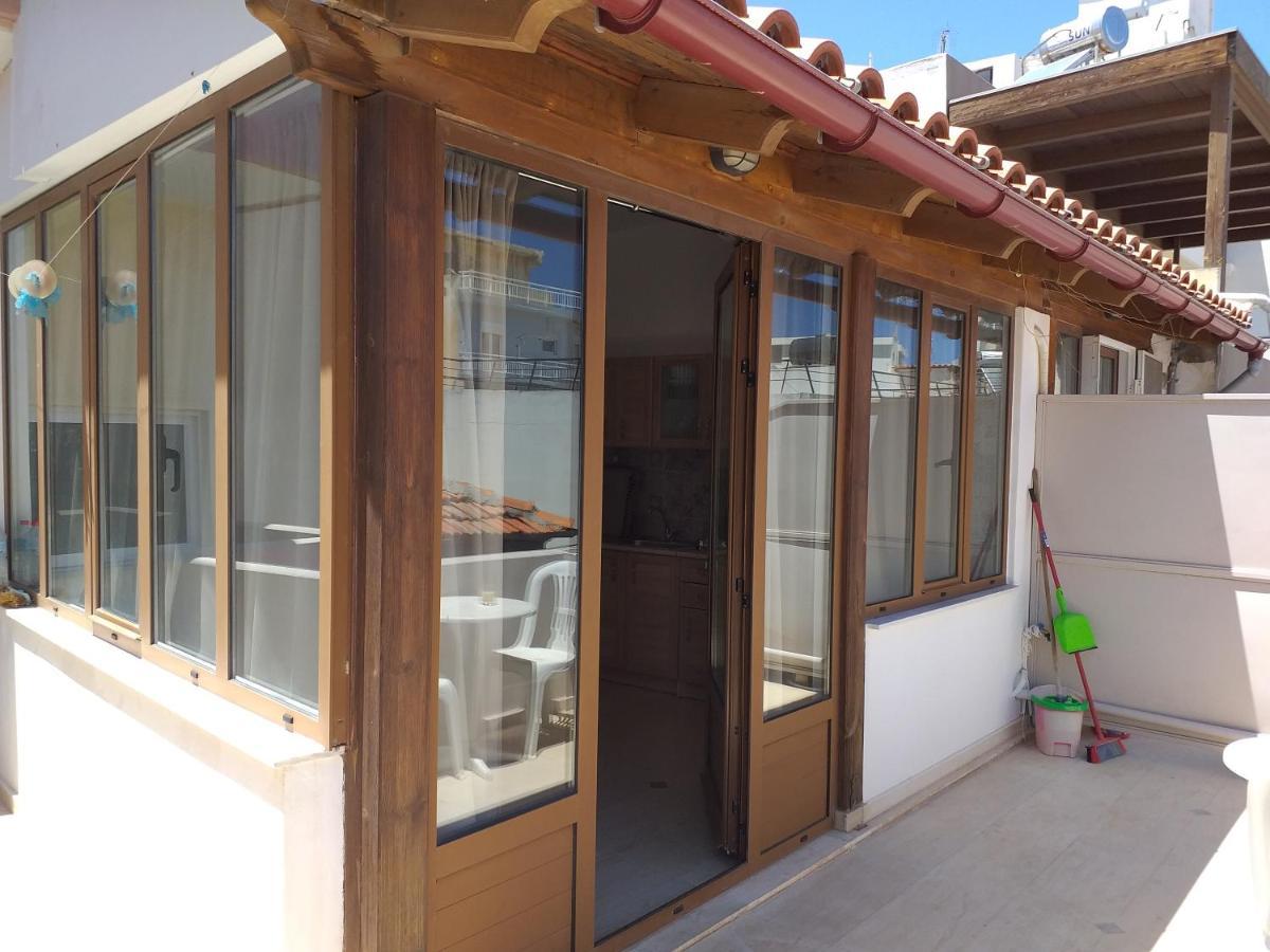 Happy Suite Heraklion Exterior foto
